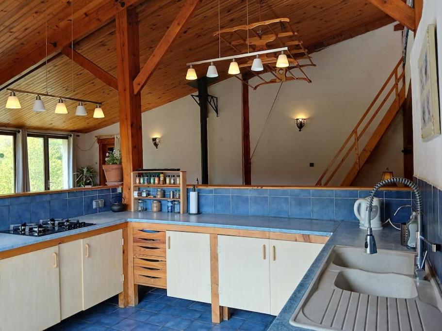 Bright Loft With Mountain And Nature View Sougraigne Eksteriør bilde